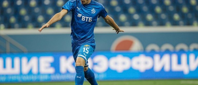 Футболист ​Саба Сазонов рассказал о своём автомобильном хобби