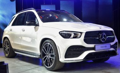 На каких машинах ездят игроки лондонского «Челси»