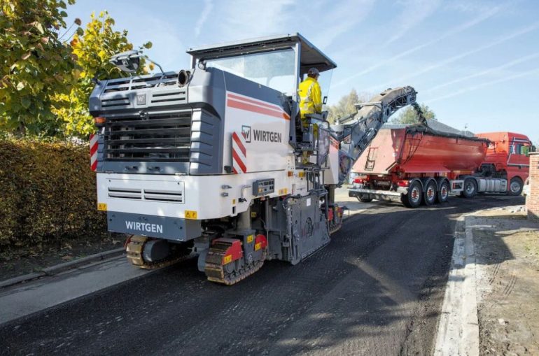 Экономия на дорожном покрытии: почему стоит выбрать асфальтовую крошку