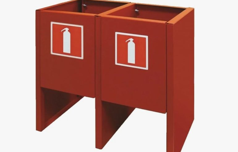 Виды подставок под огнетушители: как выбрать подходящую для вашего объекта