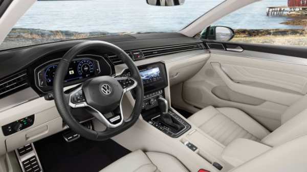 Обновлённый Volkswagen Passat Alltrack начал поступать к российским дилерам