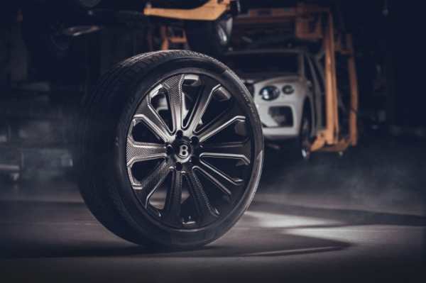 Bentley Bentayga получил 22-дюймовые карбоновые колёсные диски