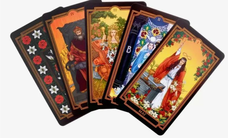 Гадания на суженого онлайн: быстрые расклады на ближайший год