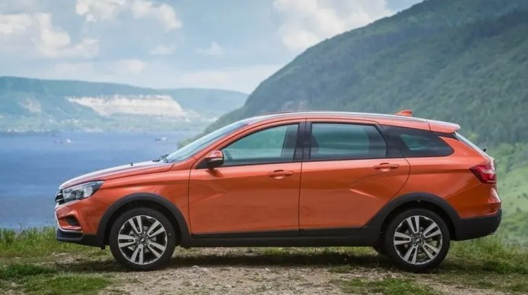 LADA Vesta Cross: Практичность, стиль и вседорожный характер