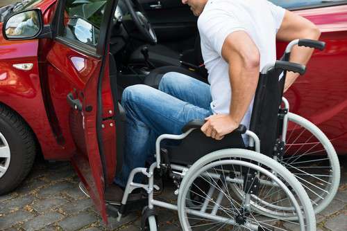 Как получить автомобиль инвалиду от государства: кому положены, нюансы