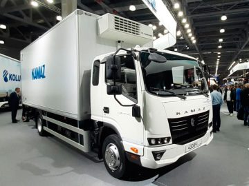 Новый грузовик КамАЗ "Компас" будут оснащать разными двигателями